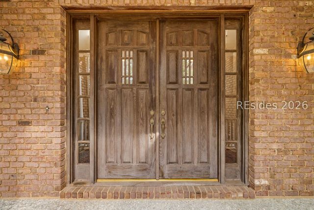 11 Retreat Dr, Bluffton, SC 29910