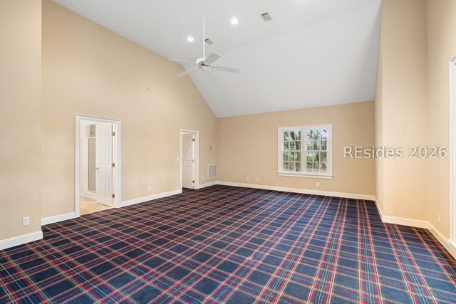 11 Retreat Dr, Bluffton, SC 29910