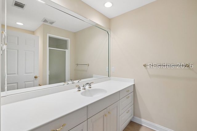 11 Retreat Dr, Bluffton, SC 29910