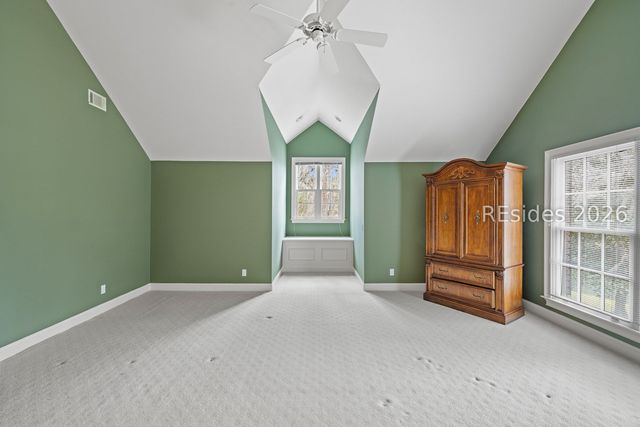 11 Retreat Dr, Bluffton, SC 29910