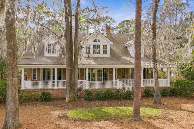 11 Retreat Dr, Bluffton, SC 29910