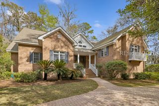 11 Retreat Dr, Bluffton, SC 29910