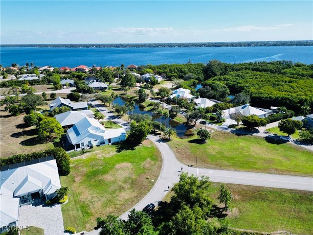 6057 Marsh Point LN, North Fort Myers, FL 33917