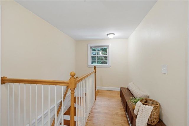 2 Carroll Circle, Derry, NH 03038