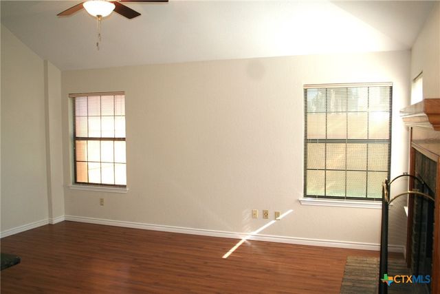 302 Blackfoot Drive, Harker Heights, TX 76548