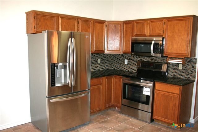 302 Blackfoot Drive, Harker Heights, TX 76548