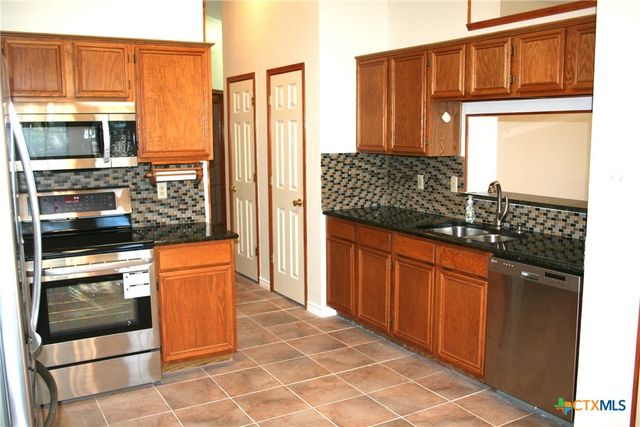 302 Blackfoot Drive, Harker Heights, TX 76548