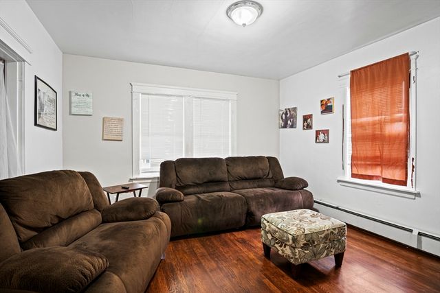 65 Green Avenue, Southbridge, MA 01550