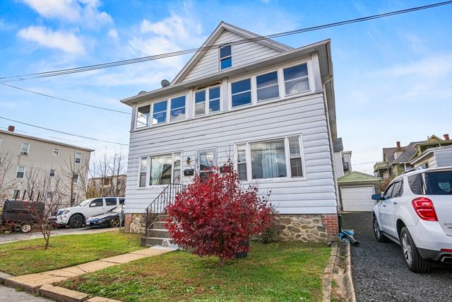 65 Green Avenue, Southbridge, MA 01550