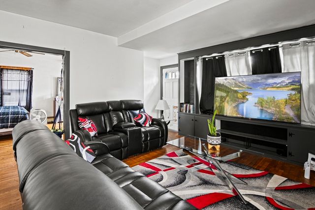 65 Green Avenue, Southbridge, MA 01550