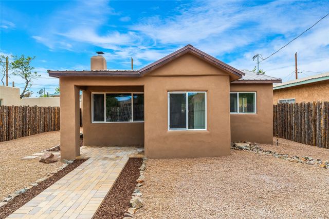 630 Alicia Street, Santa Fe, NM 87505