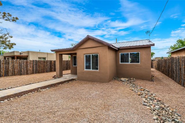 630 Alicia Street, Santa Fe, NM 87505