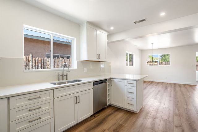 630 Alicia Street, Santa Fe, NM 87505