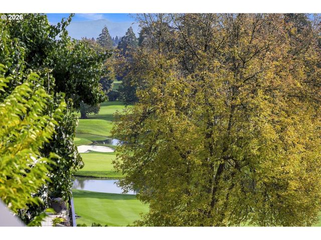 541 SPYGLASS Dr, Eugene, OR 97401
