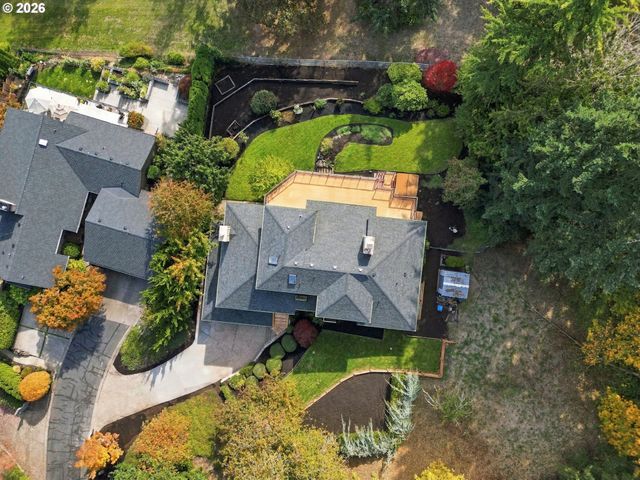 541 SPYGLASS Dr, Eugene, OR 97401