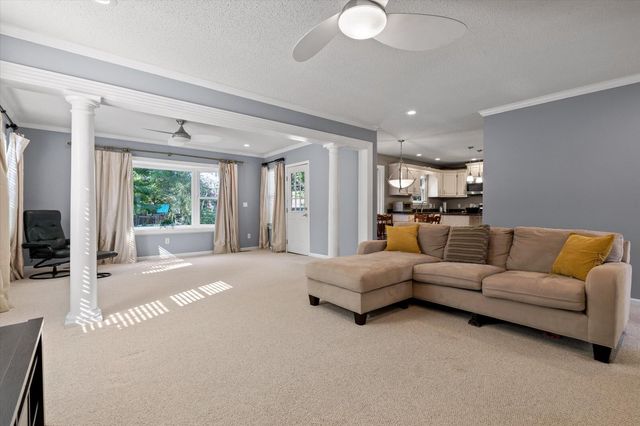 8324 Grinder Creek Place, Chattanooga, TN 37421