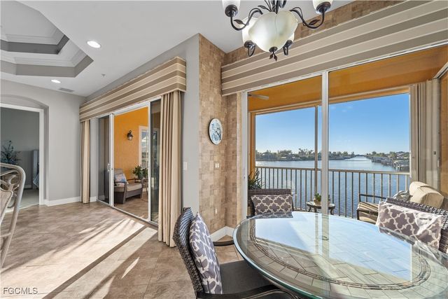 214 Shadroe Cove CIR 104, Cape Coral, FL 33991