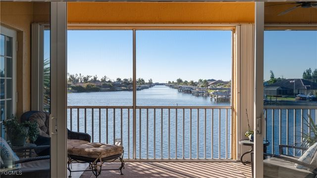 214 Shadroe Cove CIR 104, Cape Coral, FL 33991