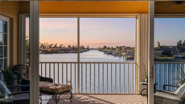 214 Shadroe Cove CIR 104, Cape Coral, FL 33991