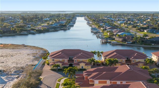 214 Shadroe Cove CIR 104, Cape Coral, FL 33991