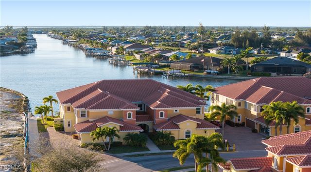 214 Shadroe Cove CIR 104, Cape Coral, FL 33991