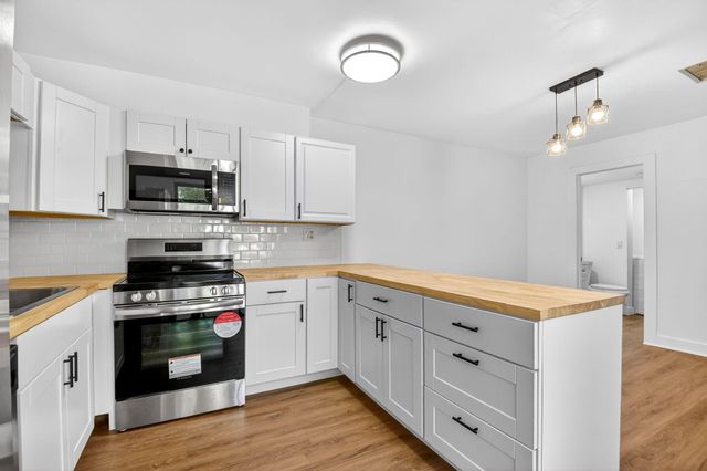 198 Lake Arbor Drive, Palm Springs, FL 33461