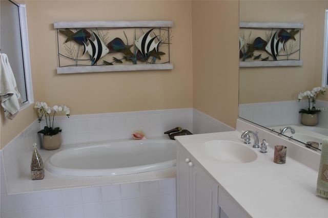 5215 97TH STREET E, Bradenton, FL 34211