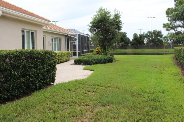 5215 97TH STREET E, Bradenton, FL 34211