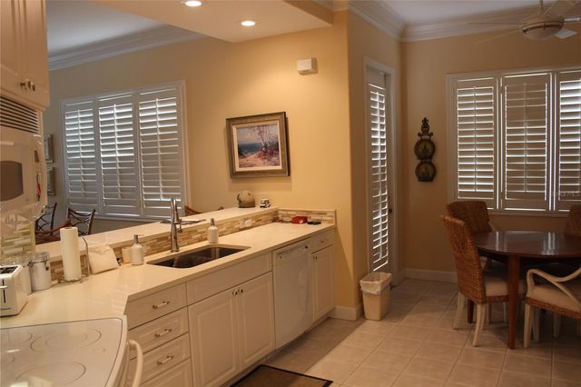 5215 97TH STREET E, Bradenton, FL 34211