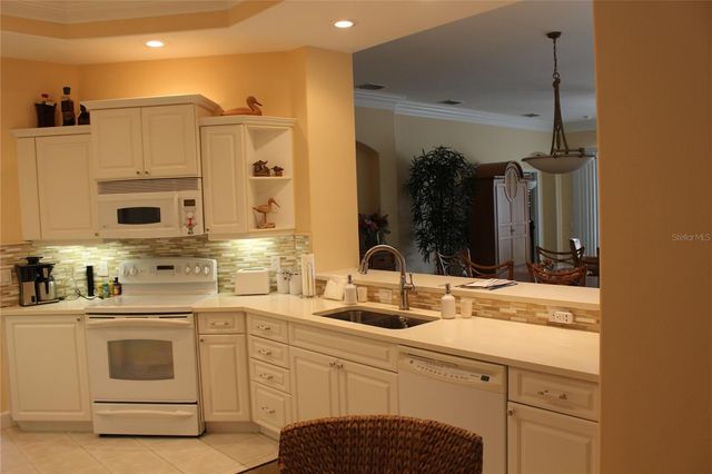 5215 97TH STREET E, Bradenton, FL 34211