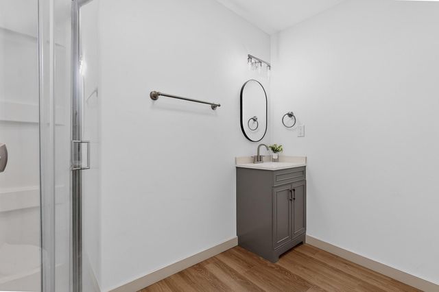 1067 Highway 314 NW, Los Lunas, NM 87031