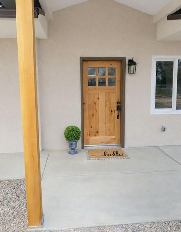 1067 Highway 314 NW, Los Lunas, NM 87031