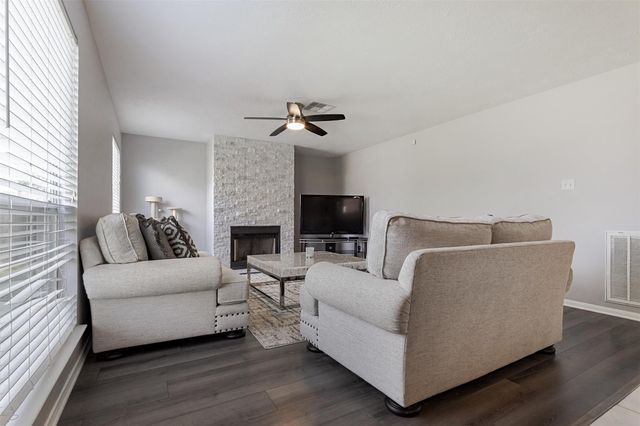 21039 Vista Trail Court, Houston, TX 77073