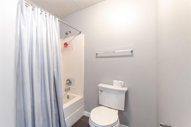 21039 Vista Trail Court, Houston, TX 77073