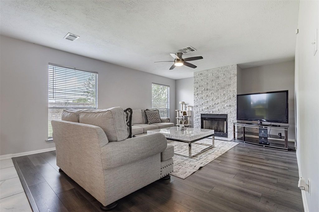 21039 Vista Trail Court, Houston, TX 77073