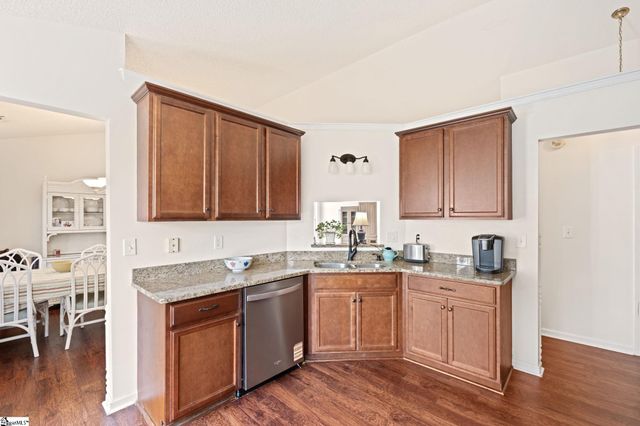 5 Raintree Cove Drive, Taylors, SC 29687