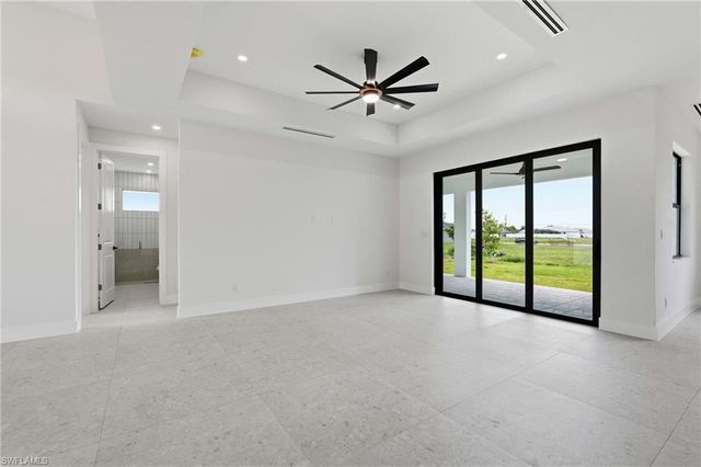 321 NE 15th TER, Cape Coral, FL 33909