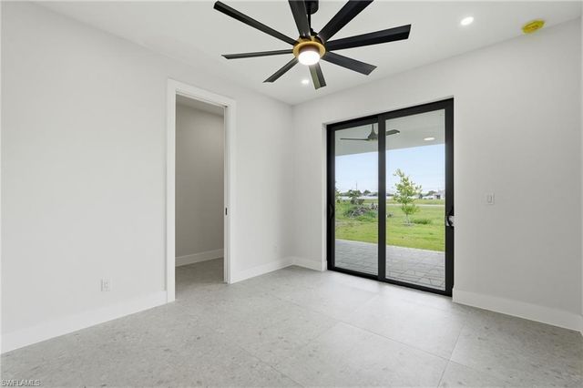 321 NE 15th TER, Cape Coral, FL 33909
