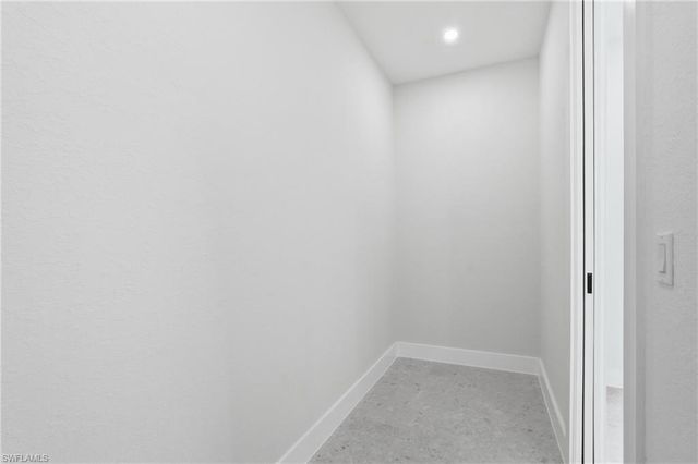 321 NE 15th TER, Cape Coral, FL 33909