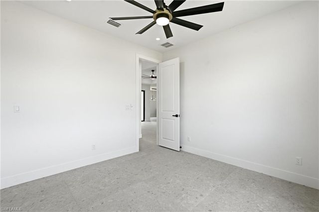 321 NE 15th TER, Cape Coral, FL 33909