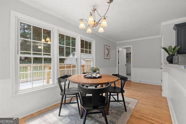 610 Adam Circle, Woodstock, GA 30188