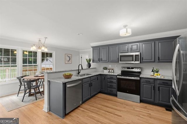 610 Adam Circle, Woodstock, GA 30188