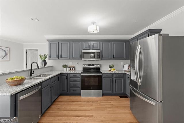 610 Adam Circle, Woodstock, GA 30188