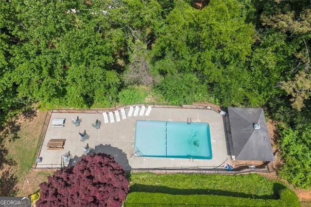 610 Adam Circle, Woodstock, GA 30188