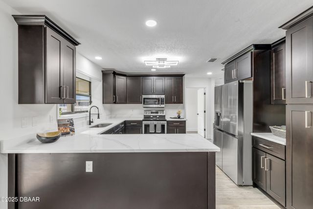 2 Red Cedar Court, Ormond Beach, FL 32174