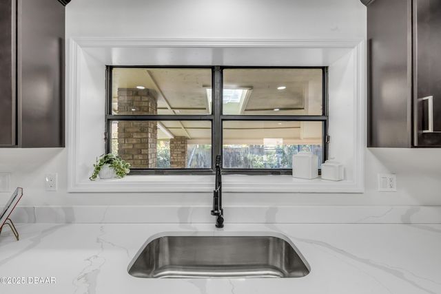 2 Red Cedar Court, Ormond Beach, FL 32174