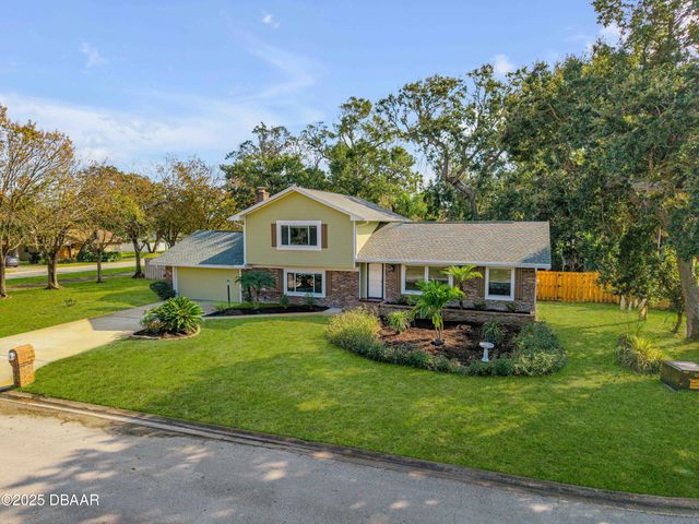 2 Red Cedar Court, Ormond Beach, FL 32174