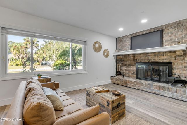 2 Red Cedar Court, Ormond Beach, FL 32174