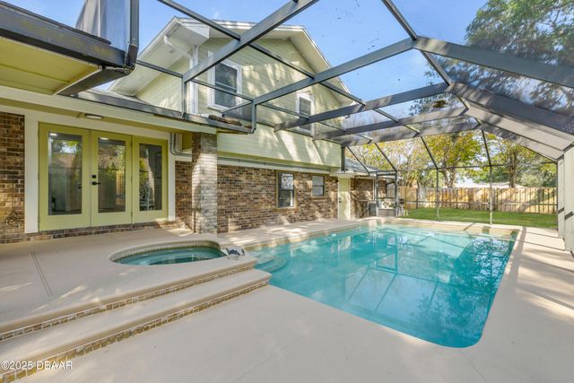 2 Red Cedar Court, Ormond Beach, FL 32174