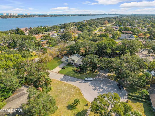 2 Red Cedar Court, Ormond Beach, FL 32174